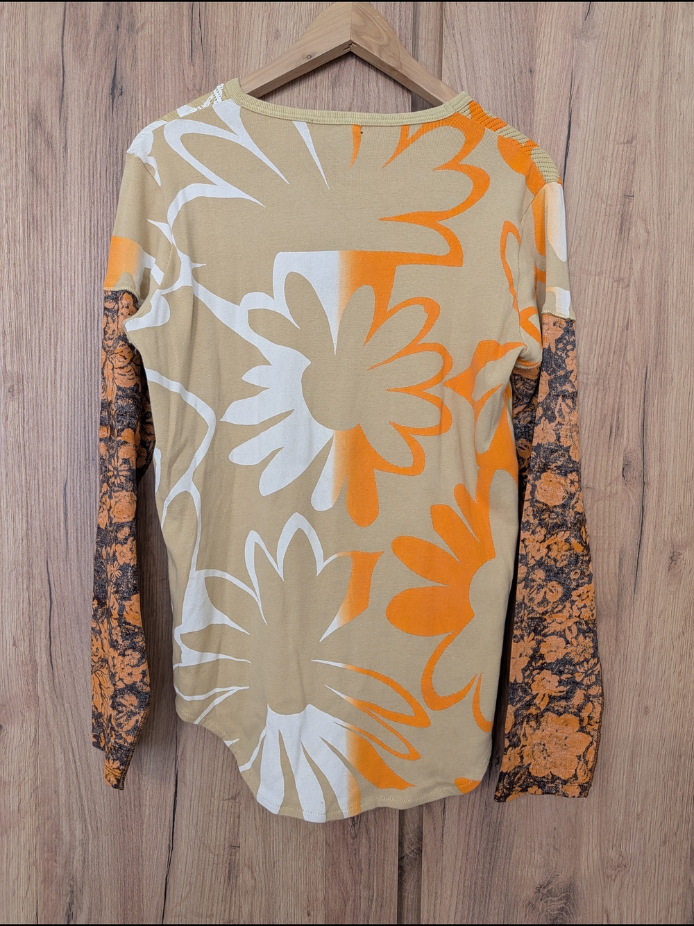 Custo Barcelona - Floral Summer Jumper - Picture 6 of 7